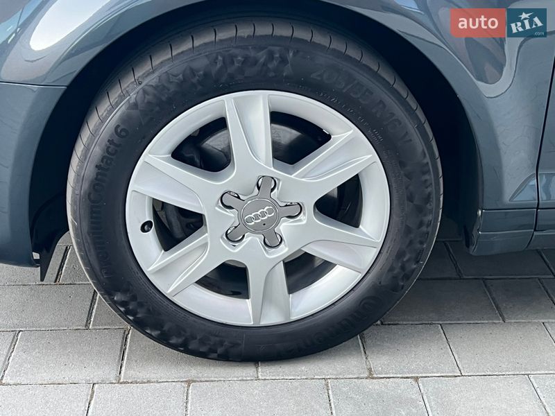 Хетчбек Audi A3 2011 в Луцьку