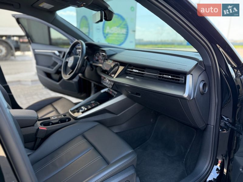 Седан Audi A3 2023 в Дніпрі фото 31 Седан Audi A3 2023 в Дніпрі