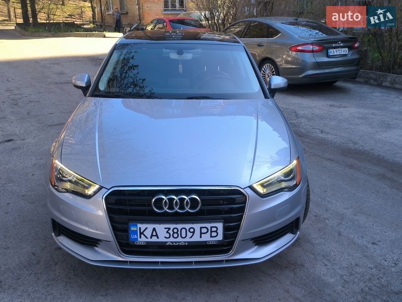 Седан Audi A3 2015 в Киеве