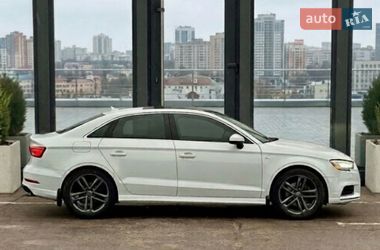 Седан Audi A3 2016 в Кременчуге