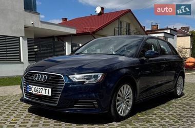 Хэтчбек Audi A3 2016 в Львове