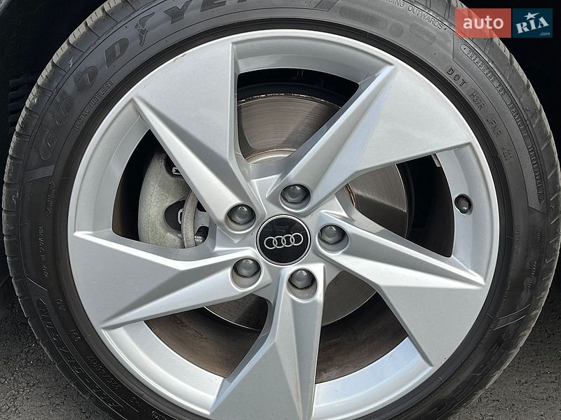 Седан Audi A3 2022 в Києві