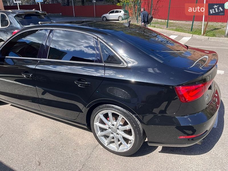 Седан Audi A3 2015 в Харькове
