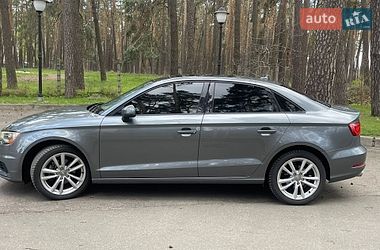 Седан Audi A3 2015 в Чернигове