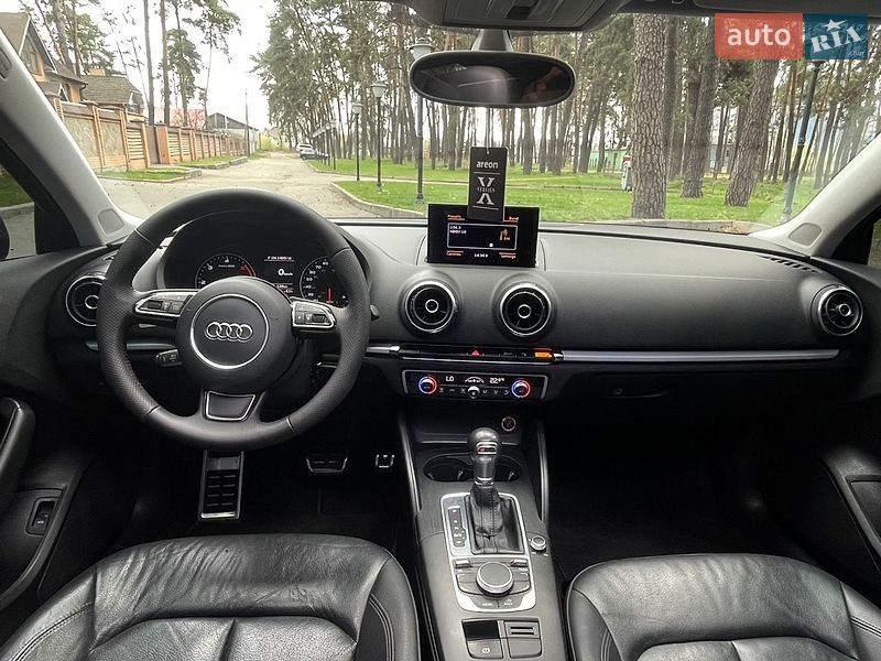 Седан Audi A3 2015 в Чернигове