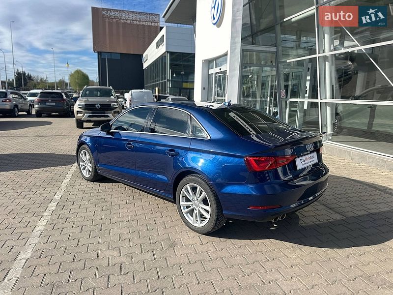 Седан Audi A3 2014 в Черновцах