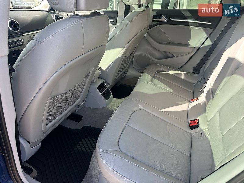 Седан Audi A3 2014 в Черновцах