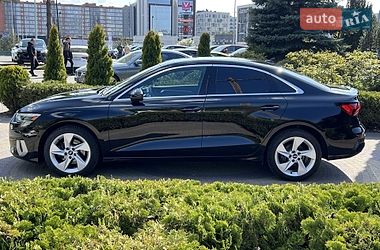 Седан Audi A3 2022 в Львові