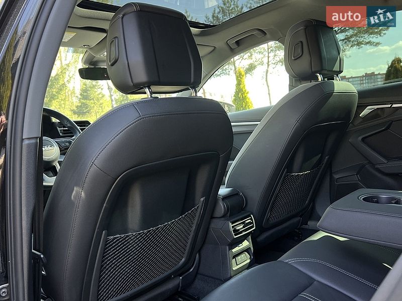 Седан Audi A3 2022 в Львові