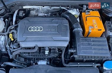 Седан Audi A3 2015 в Івано-Франківську