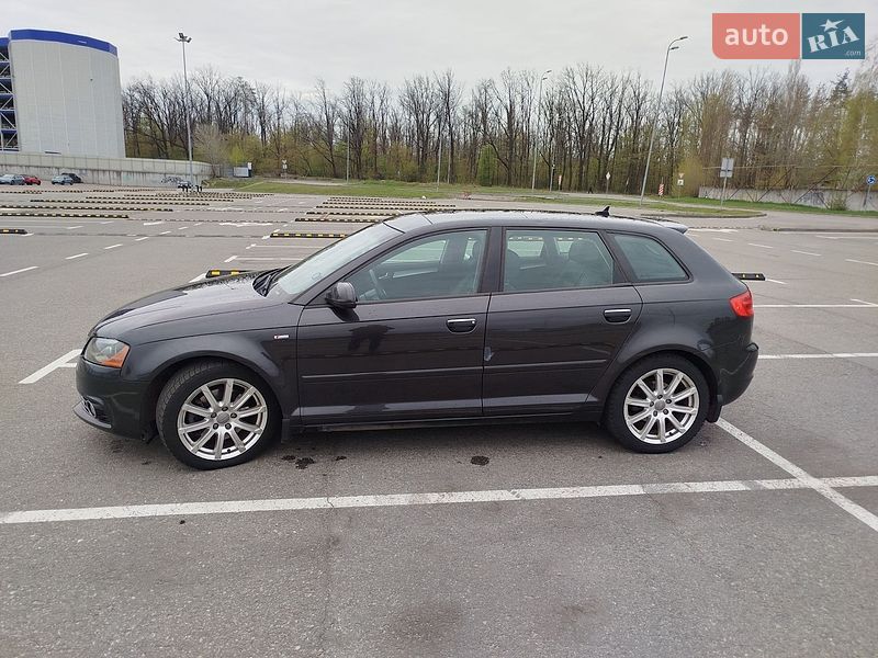 Хэтчбек Audi A3 2011 в Киеве