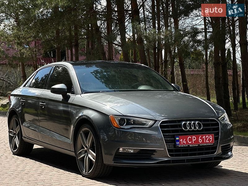 Седан Audi A3 2016 в Львові