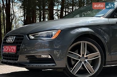 Седан Audi A3 2016 в Львові