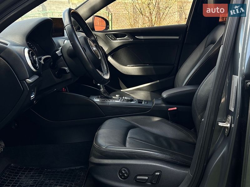 Седан Audi A3 2016 в Львові
