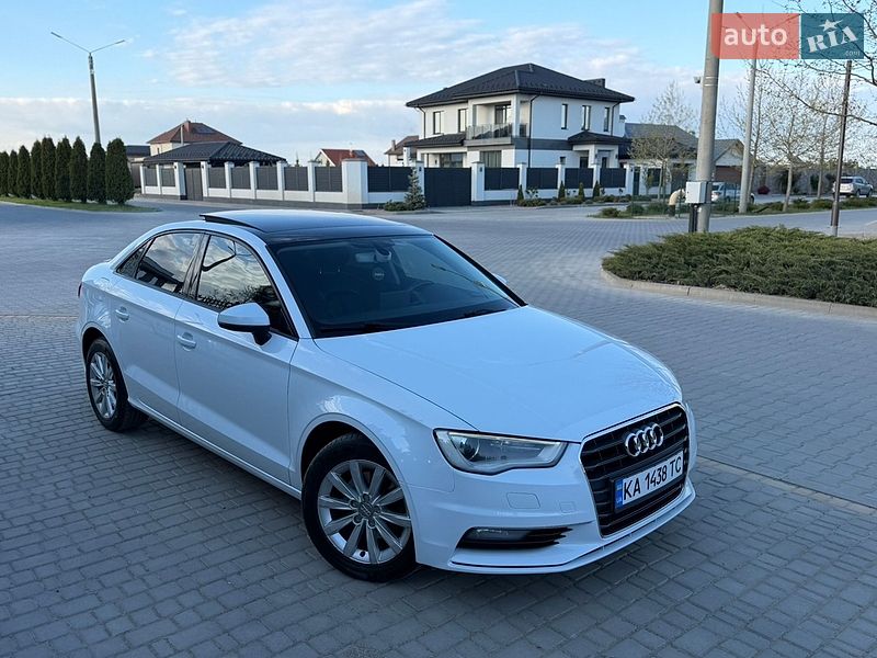 Седан Audi A3 2015 в Одессе
