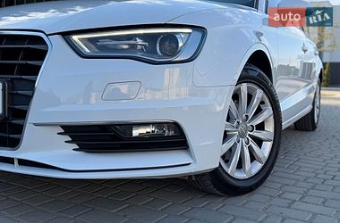 Седан Audi A3 2015 в Одессе