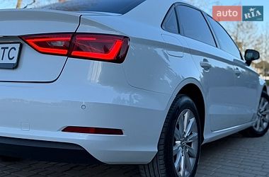 Седан Audi A3 2015 в Одессе