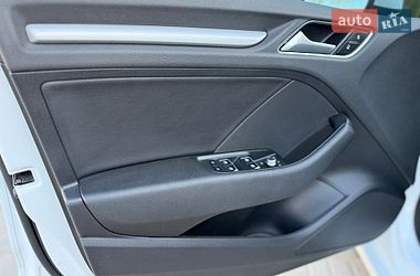 Седан Audi A3 2015 в Одессе