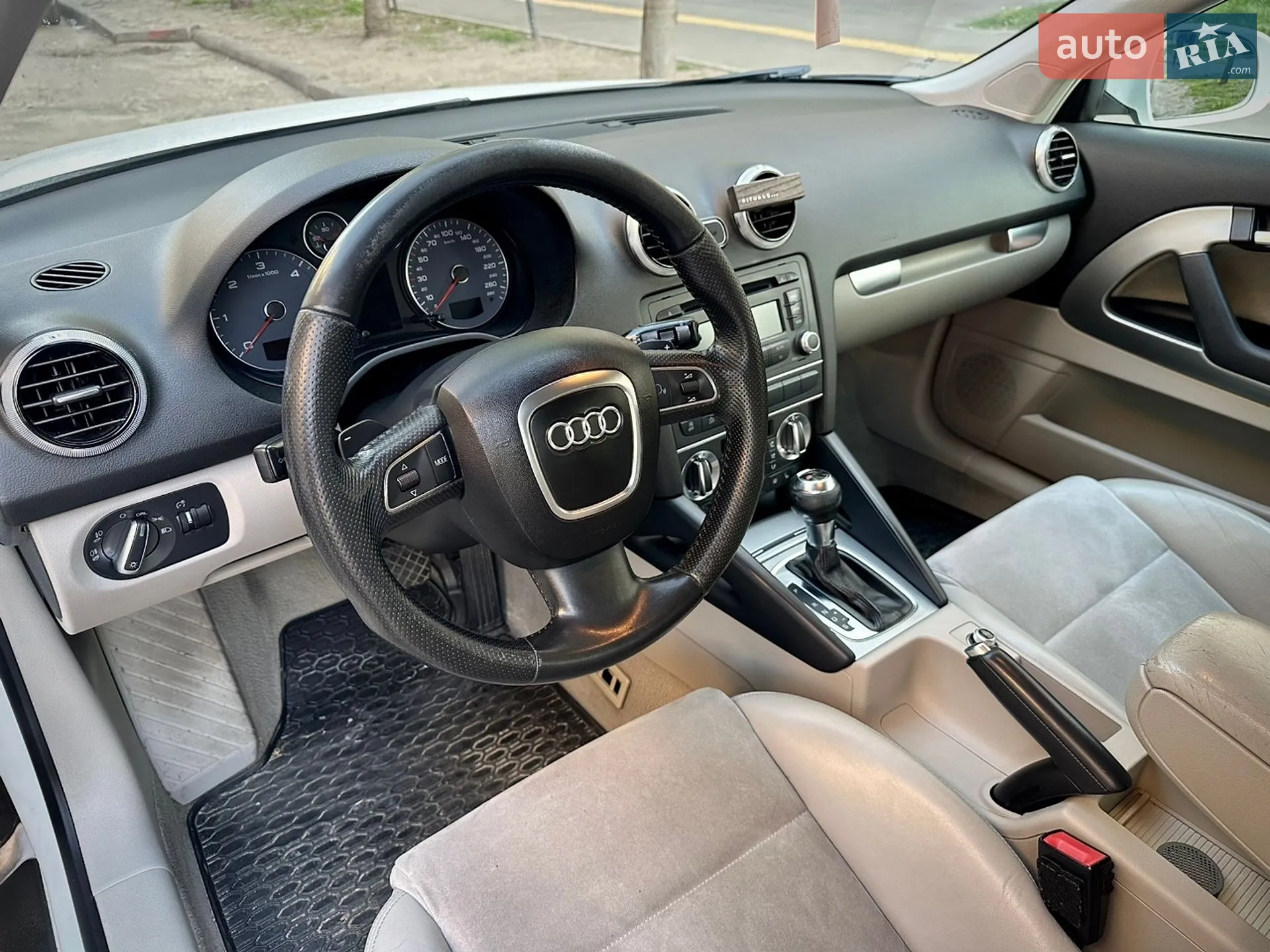2010 Audi A3 - мініатюра 13