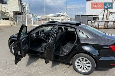 Седан Audi A3 2015 в Одессе