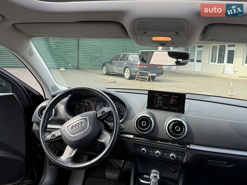 Седан Audi A3 2015 в Одессе