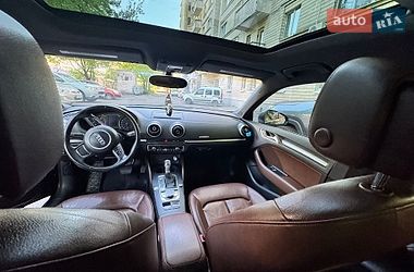 Седан Audi A3 2015 в Киеве