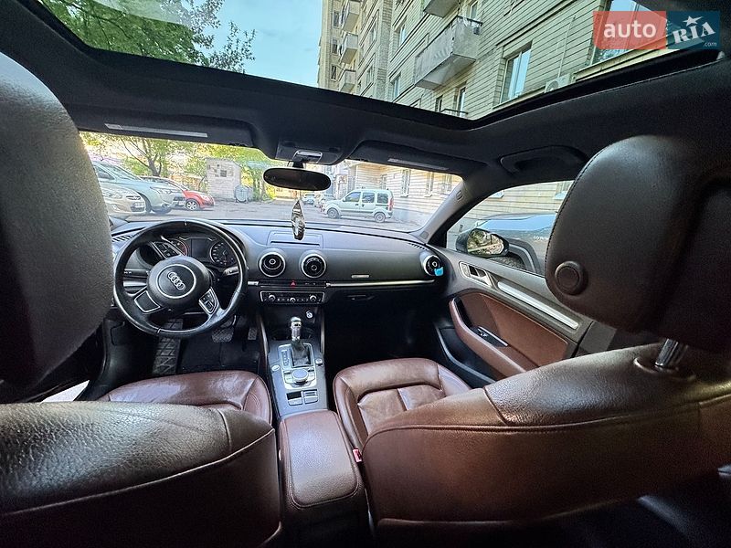 Седан Audi A3 2015 в Киеве
