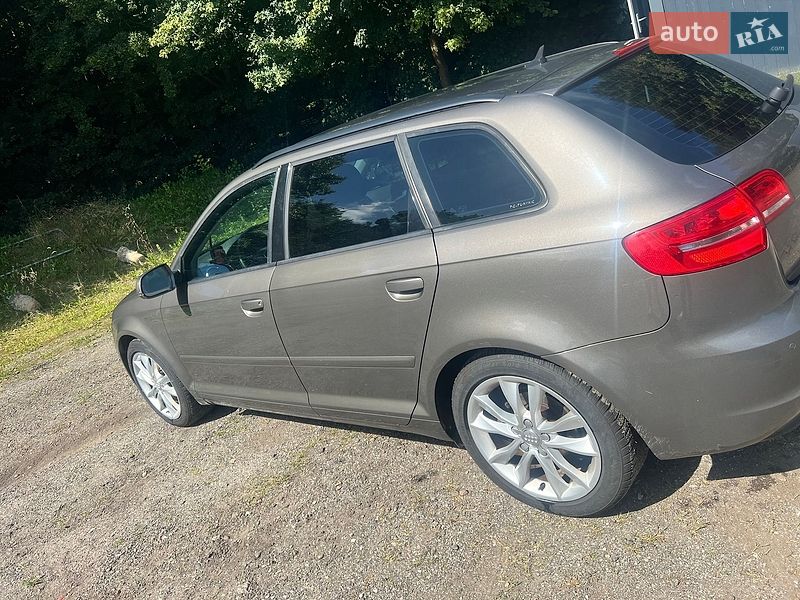 Хетчбек Audi A3 2011 в Луцьку
