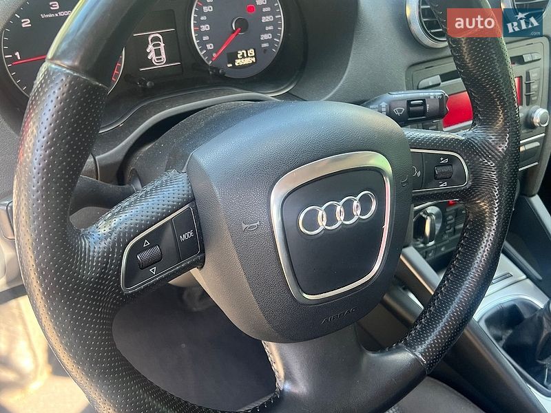 Хетчбек Audi A3 2011 в Луцьку