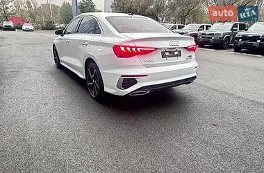Седан Audi A3 2022 в Киеве
