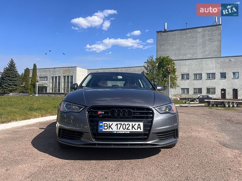 Седан Audi A3 2014 в Рівному