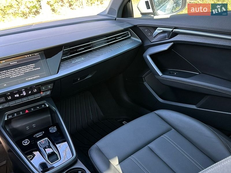 Седан Audi A3 2024 в Киеве