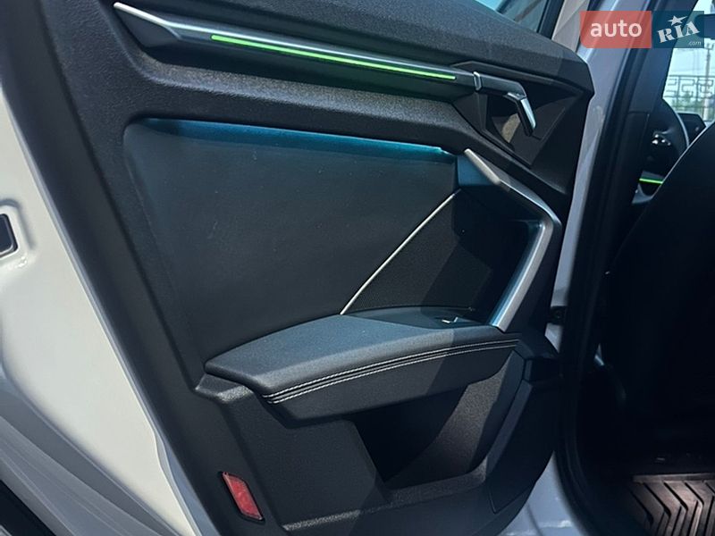 Седан Audi A3 2024 в Киеве