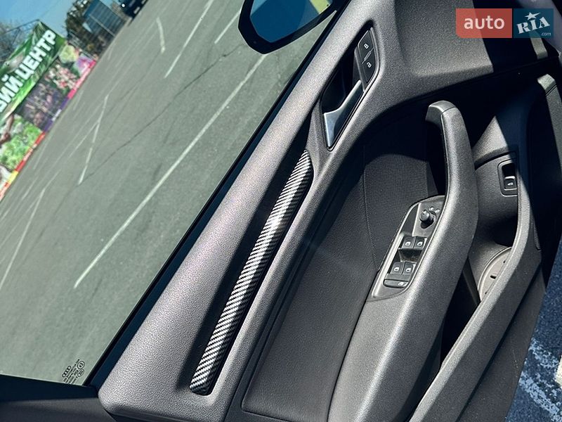 Седан Audi A3 2015 в Дніпрі