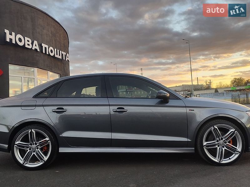 Седан Audi A3 2018 в Виннице
