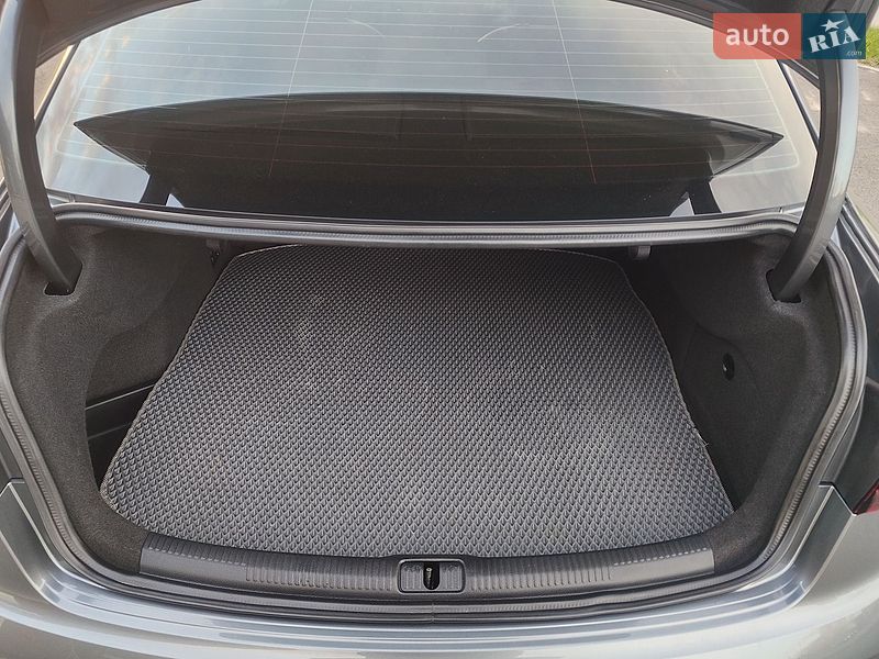 Седан Audi A3 2018 в Виннице