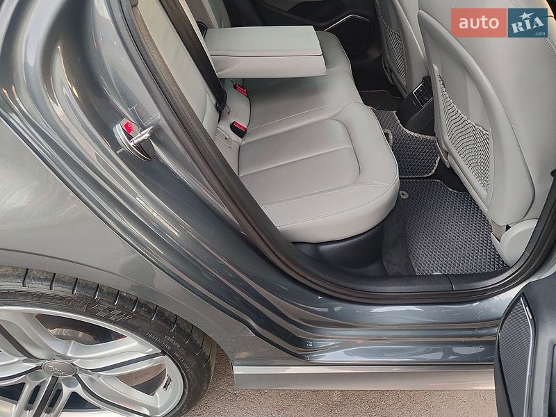 Седан Audi A3 2018 в Виннице