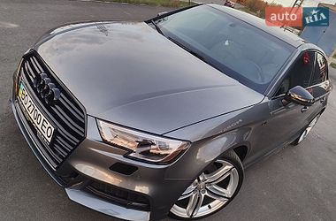 Седан Audi A3 2018 в Виннице