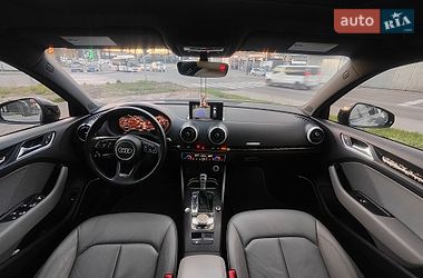 Седан Audi A3 2018 в Виннице