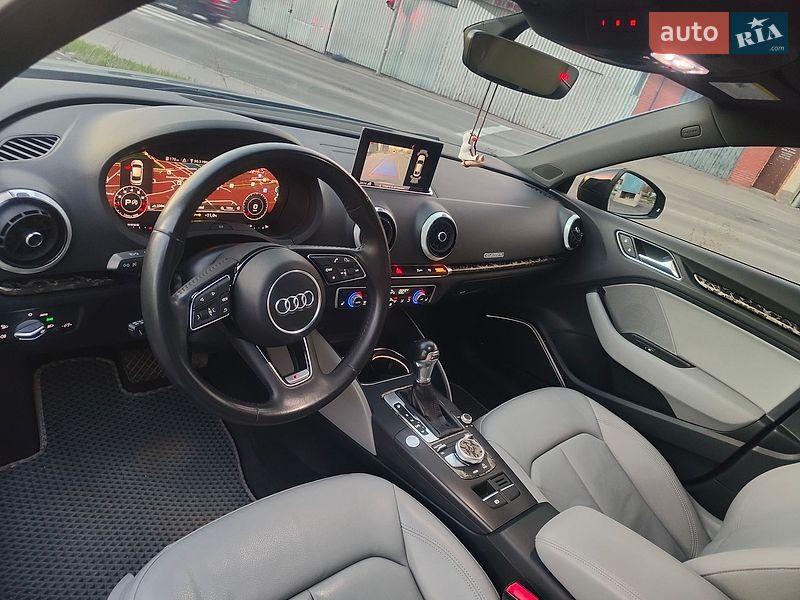 Седан Audi A3 2018 в Виннице