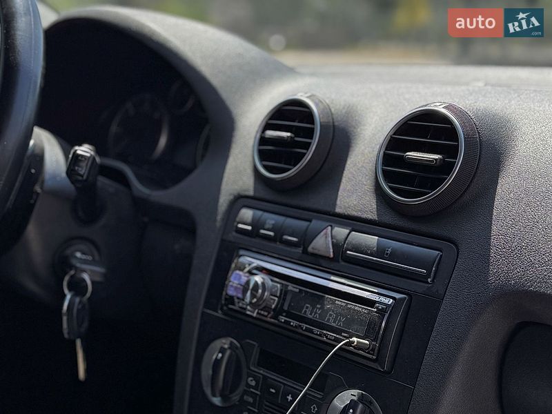 Хэтчбек Audi A3 2004 в Кривом Роге