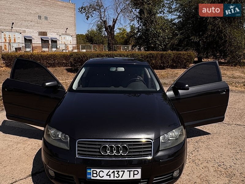 Хэтчбек Audi A3 2004 в Кривом Роге
