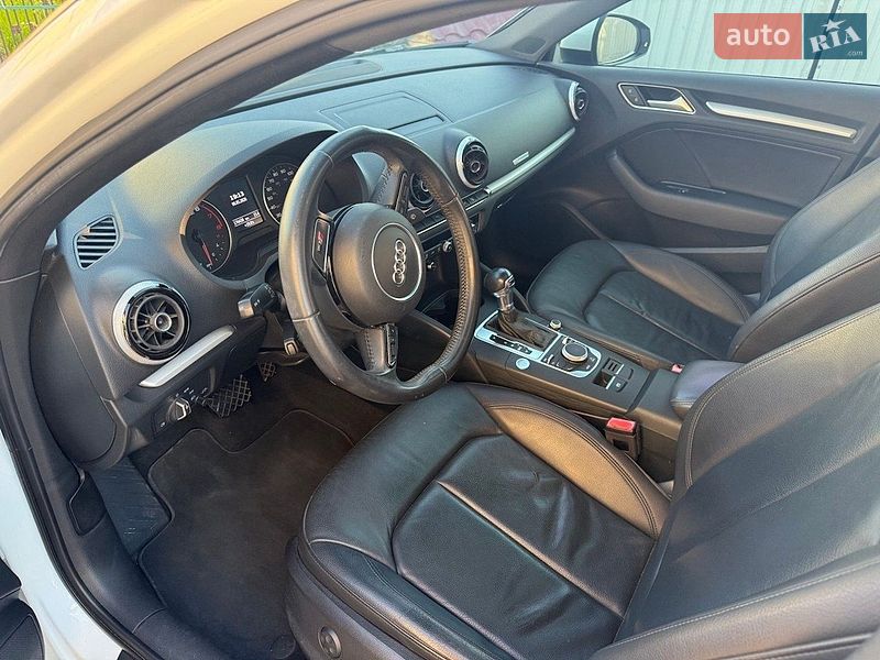 Седан Audi A3 2016 в Подольске