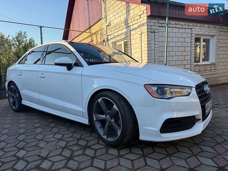 Седан Audi A3 2016 в Подольске