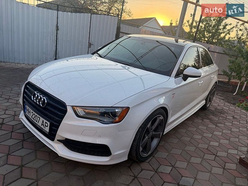 Седан Audi A3 2016 в Подольске