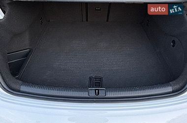 Седан Audi A3 2017 в Запоріжжі