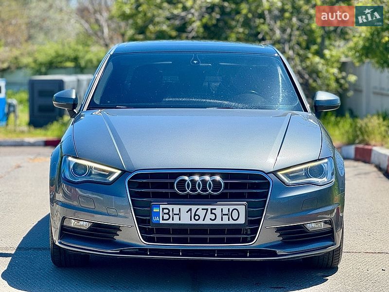 Седан Audi A3 2015 в Одессе