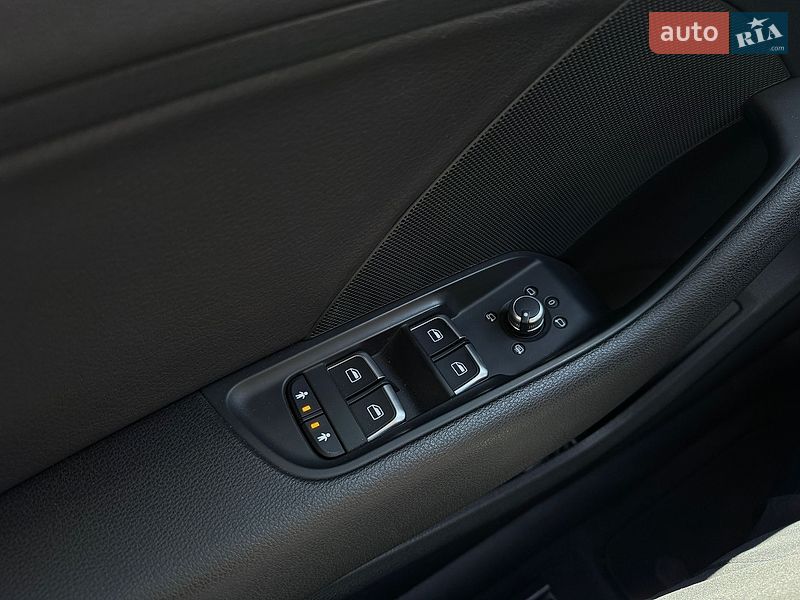Седан Audi A3 2015 в Одессе