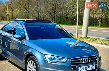 Седан Audi A3 2015 в Одессе
