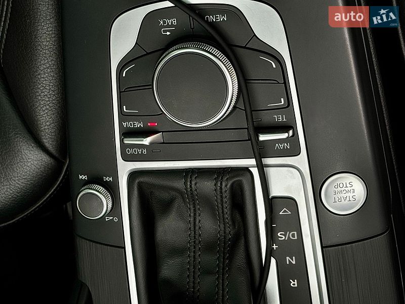 Седан Audi A3 2015 в Одессе